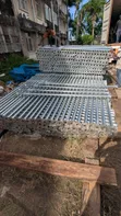 Adjustable Steel Props (2.2-4m) - 1