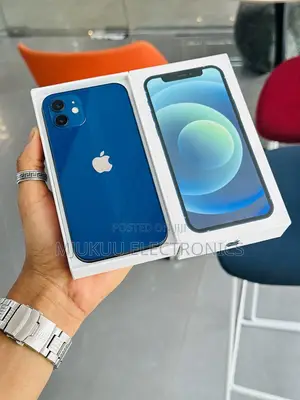 Apple iPhone 12 128GB Bluu - Imetumika