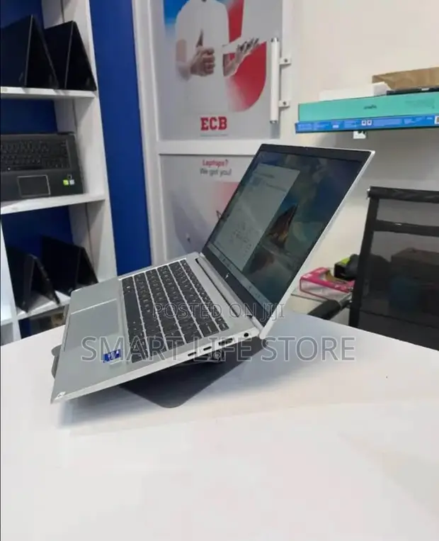 Laptop Mpya HP EliteBook 830 G8 - 16GB RAM, 256GB SSD - 1
