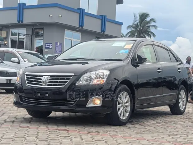 Toyota Premio 1.8 AWD 2013 Nyeusi - 1