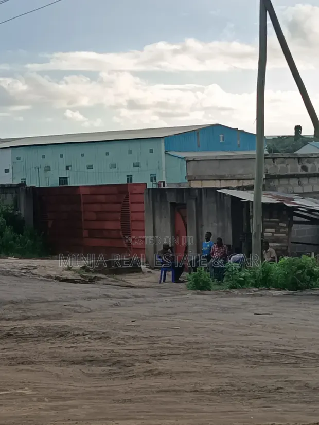 Eneo la Viwanda kwa Ajili ya Kuuzwa Kibaha Mail Moja - 1
