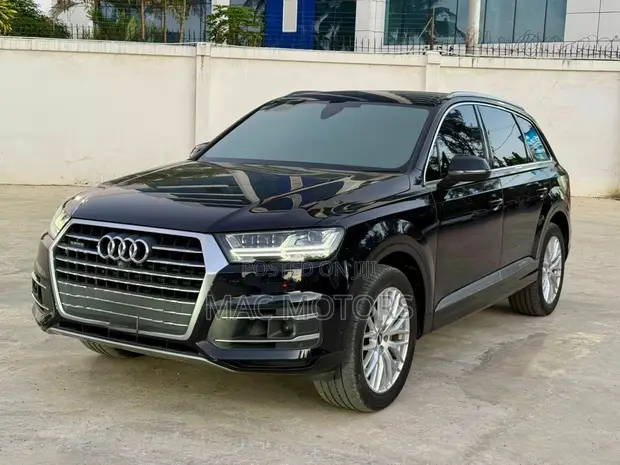 Audi Q7 2.0T Premium AWD quattro 2017 Nyeusi - 1