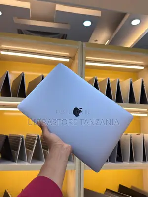 Apple MacBook Pro 2017 15" Intel Core i7 16GB RAM 512GB SSD