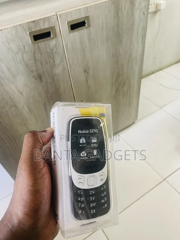New Nokia 3210 Black - 1