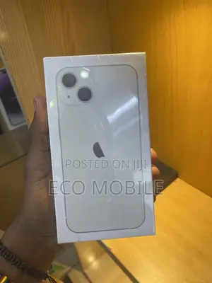 New Apple iPhone 13 128GB White