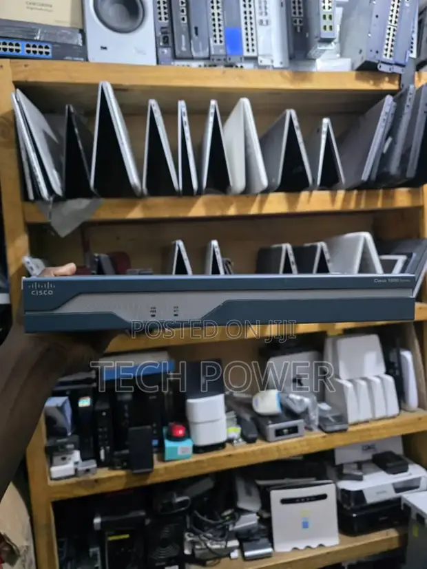 Cisco 1800 Series Router - 1