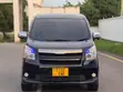 Toyota Noah 2009 Nyeusi - 1