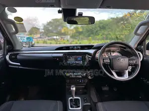 Toyota Hilux 2022 Double Cabin