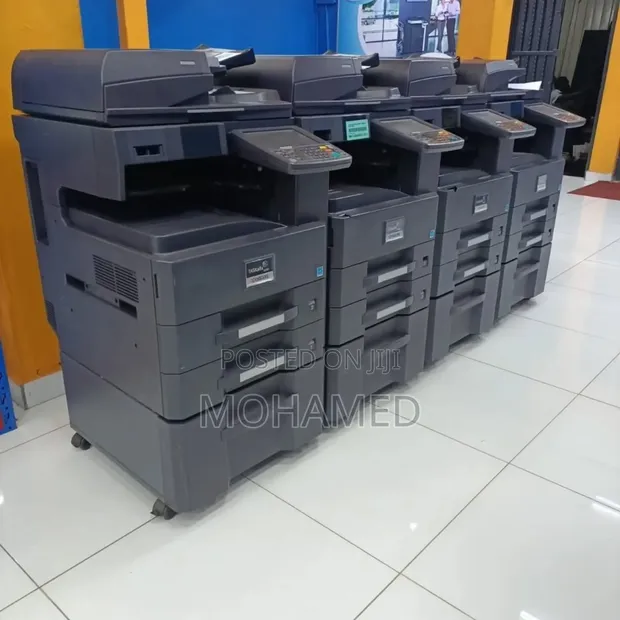 Kyocera Taskalfa 3010i Copier Nyeusi na Nyeupe - 1