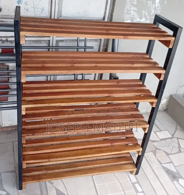 Skyline Furniture Stendi ya Mikoba - 1