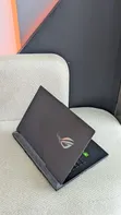 Laptop Asus ROG Strix SCAR 15 - Intel Core i7, 16GB RAM, RTX 2070 - 4