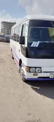 Mitsubishi Fuso Rosa 2004 Nyeupe - 2