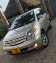 Toyota IST 2003 Dhahabu - 2