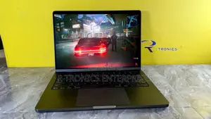 Apple MacBook Pro 2025 M5 14-inch 16GB RAM 512GB SSD