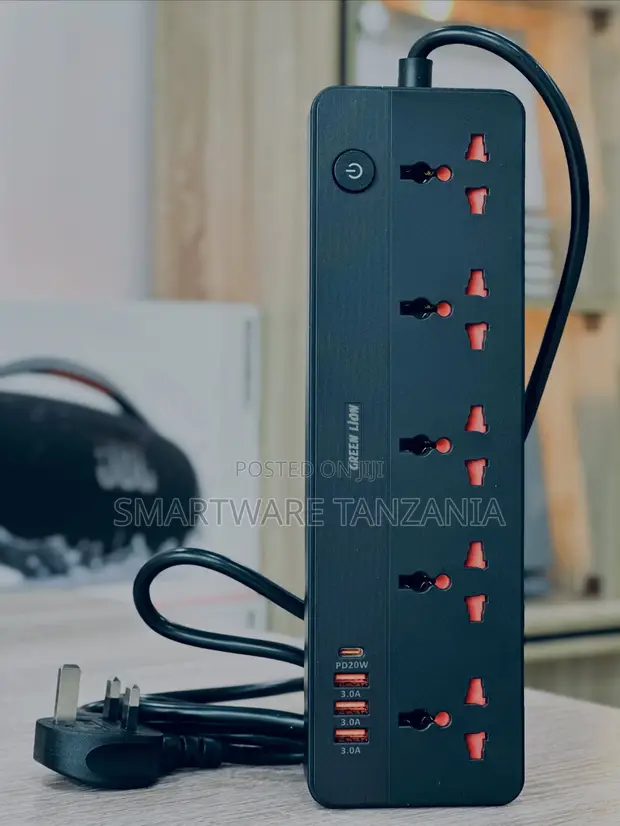 Green Lion 5-Way Power Strip with PD 20W USB-C Fast Charge - 1