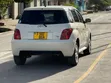 Toyota IST 2003 Nyeupe - 3