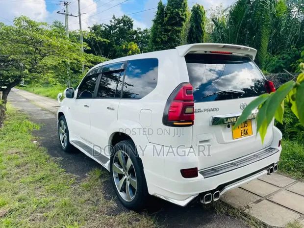 Toyota Land Cruiser Prado 2007 White - 1