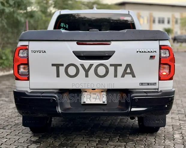 Toyota Hilux GR Sport 2024 - 1
