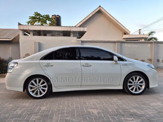 Toyota Sai 2.4 Hybrid FWD 2011 Nyeupe - 1
