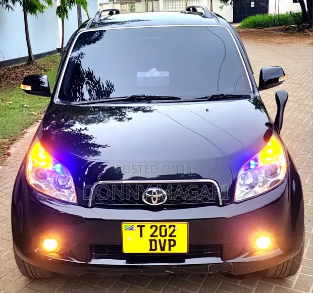 Toyota Rush 1.5 AWD 2006 Black - 1