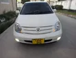 Toyota IST 2004 Nyeupe - 1