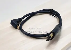 Kifaa kifupi cha Micro HDMI kwenda HDMI (Kilichopinda)