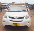 Toyota IST 2006 Nyeupe - 1
