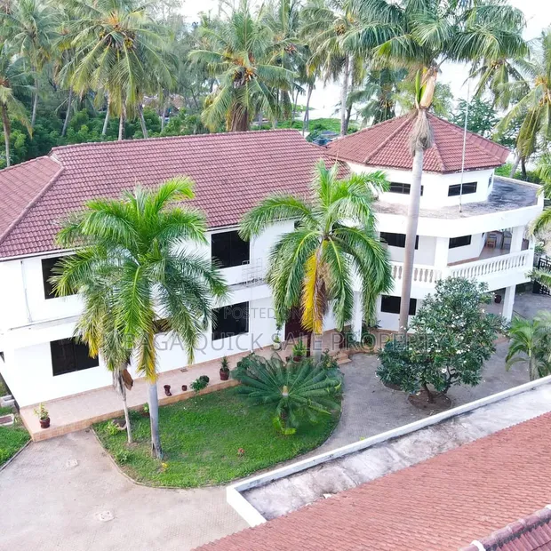 Nyumba ya Vyumba 7 vya Kulala (Duplex) Mbezi Beach, Ifakara - KODI - 1