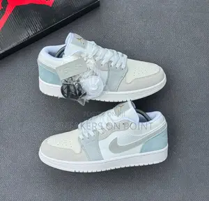 Nike Air Jordan 1 Low 'Paris'