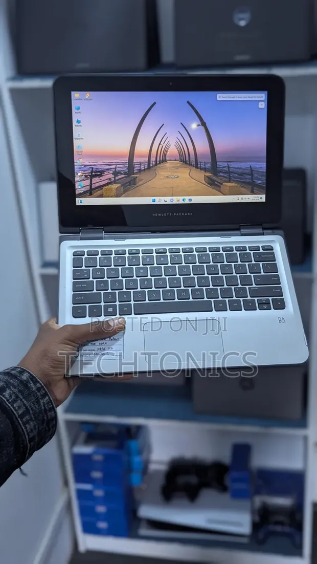 Laptop HP x360 310 G2 4GB RAM 128GB SSD - 1