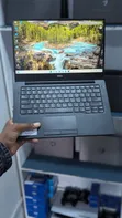 Dell Latitude 7370 Laptop: Intel Core i7, 8GB RAM, 256GB SSD - 2