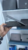 Dell Latitude 7370 Laptop: Intel Core i7, 8GB RAM, 256GB SSD - 4