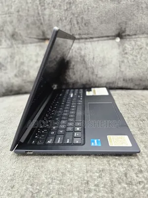 New Asus VivoBook 15 X505BA Laptop - 8GB RAM, Intel i5, 256GB SSD