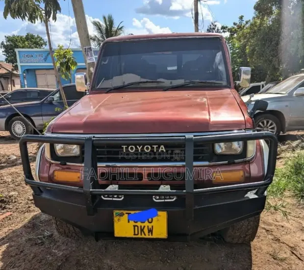 Toyota Land Cruiser Prado 2001 Nyekundu - 1