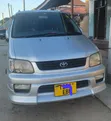 Toyota Noah 2003 Nyeupe - 2
