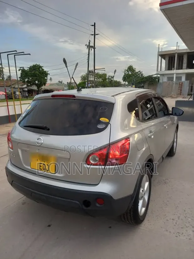 Nissan Dualis 2008 Silver - 1