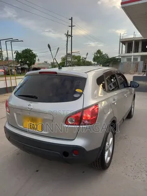 Nissan Dualis 2008 Nyeupe