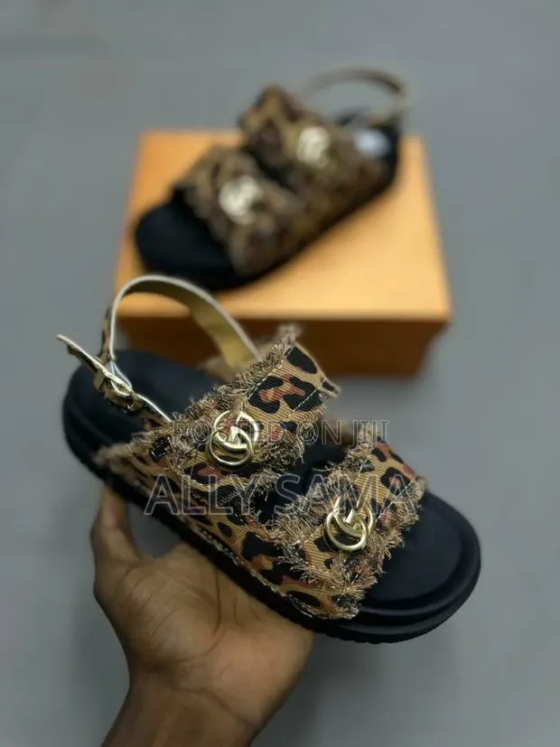Sandals za Gucci za Canvas - Kahawia - 1