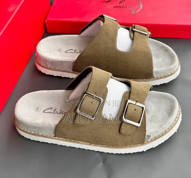 Sandali za Wanaume Clarks Suede - Muundo Mpya - 1