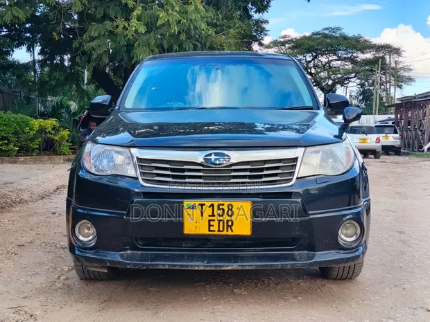 Subaru Forester 2009 Black - 1