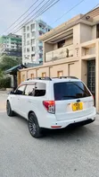 Subaru Forester 2009 White - 2