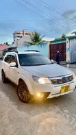 Subaru Forester 2009 White - 5