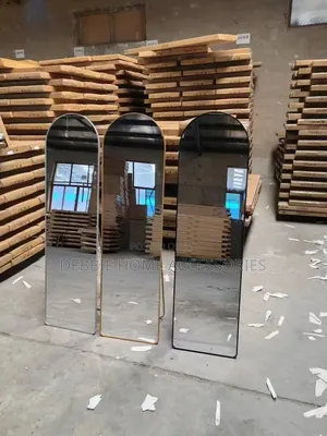 Full-Length Arched Floor Mirror (160x50cm)