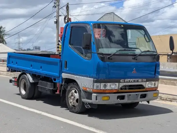 Mitsubishi Canter Crane Truck 1998 - 1