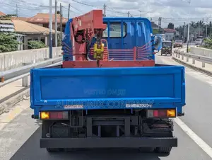 Mitsubishi Canter Crane Truck 1998