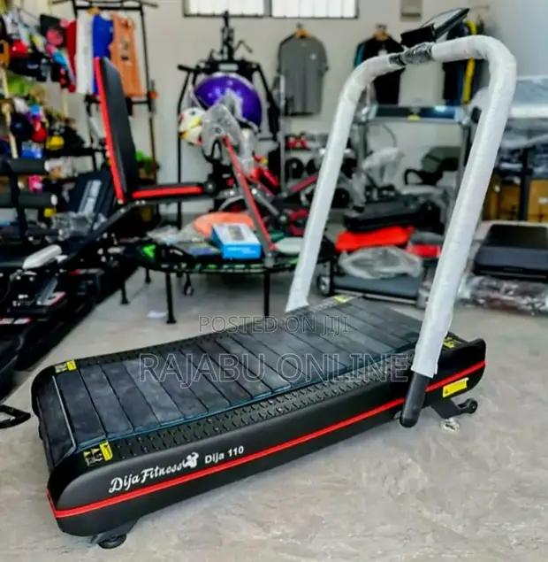 Treadmill ya Mwongozo - Uzito wa Juu wa Mtumiaji 120kg - 1