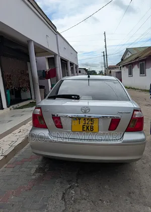 Toyota Premio 2003 Nyeupe