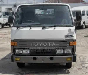 Toyota Dyna 1.5 Tonnes Truck (Unregistered)