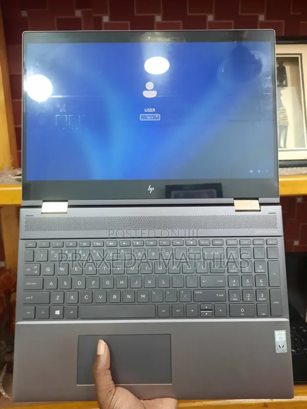 Laptop Convertible HP Spectre x360 15 - Core i7, 16GB RAM, 256GB SSD - 1