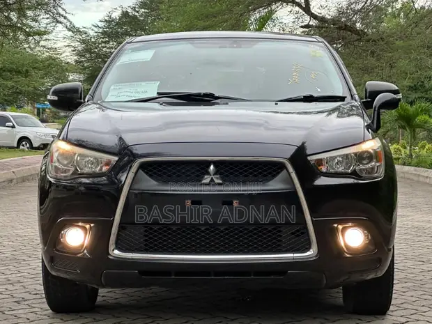 Mitsubishi RVR 2010 Nyeusi - 1
